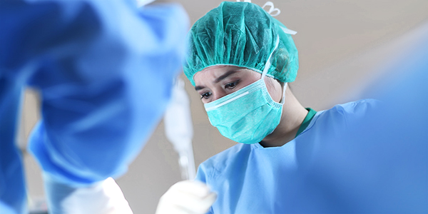 Pusat Layanan Jantung dan Pembuluh Darah, rumah sakit awal bros, dokter bedah jantung